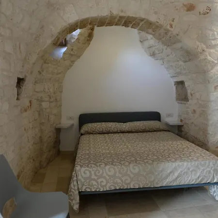 Trullo Vino & * Alberobello