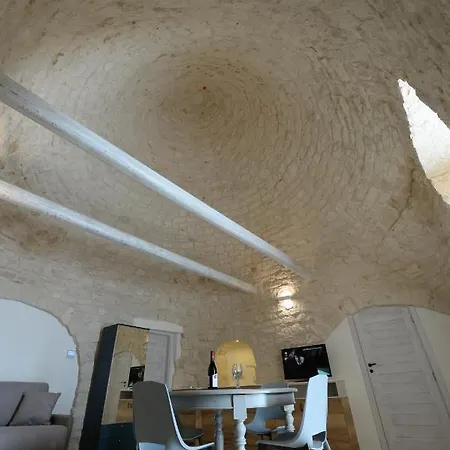 Trullo Vino & *